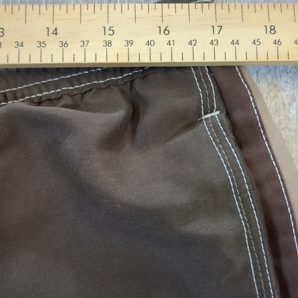 Ripzone Board Shorts Mens Medium (34) Brown Pockets Surfer Beach Vacation - Picture 7 of 9
